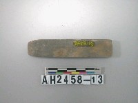 藏品(磨製石鑿石坯)的圖片